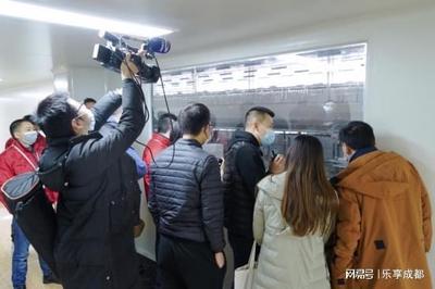 白家阿宽邀媒体和消费者参观工厂 回应产品质量问题